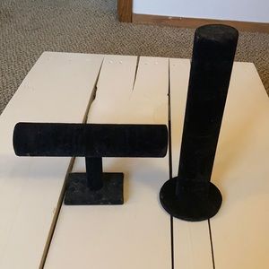 Bracelet/hair accessory holder